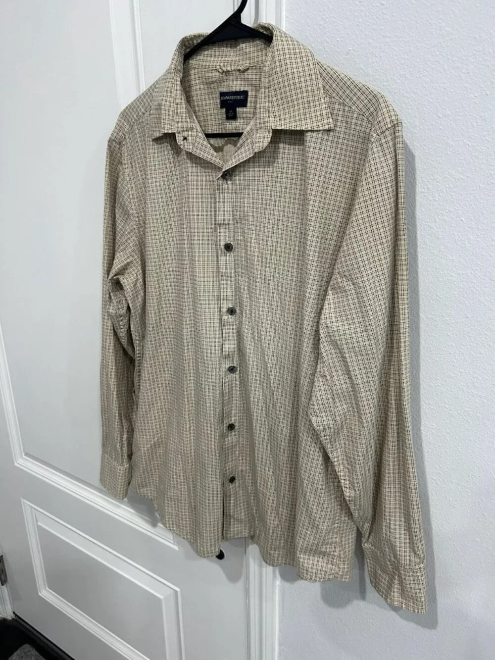 Banana Republic Medium Mens Beige Brown Plaid Button Up Shirt Vintage Academia